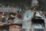 石窟艺术是从哪个国家传进古代中国的？