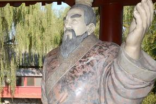 面对东吴进攻荆州，为什么刘备的荆州五郡不战而降？