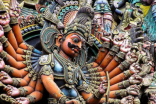 阿修罗：印度神话中半神半人的大力神，为佛教天龙八部之一