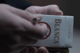 《罚罪》肖振邦敲香烟盒，这个举动有什么意义？